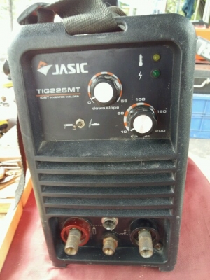 ตู้เชื่อม 2 ระบบ jasic TIG225MT