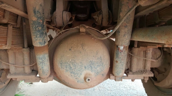 ขาย 6 ล้อดั้ม ยาง 900 HINO KL340 เครื่อง EH500 165 แรงม้า เฟืองท้าย FUSO คัสซีสวย พวงมาลัยพาวเวอร์ ทะเบียนเต็มพร้อมโอนครับ