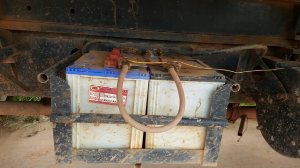 ขาย 6 ล้อดั้ม ยาง 900 HINO KL340 เครื่อง EH500 165 แรงม้า เฟืองท้าย FUSO คัสซีสวย พวงมาลัยพาวเวอร์ ทะเบียนเต็มพร้อมโอนครับ