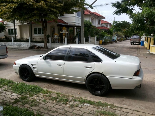 ขาย CEFIRO หน้า SKYLINE R32