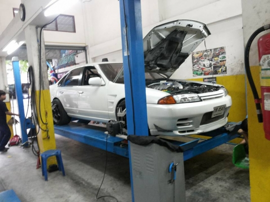 ขาย CEFIRO หน้า SKYLINE R32