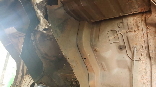 ขายรถพ่วง แม่ดั้ม-ลูกไม่ดั้ม ไอ้หลง FN527M-TD วางเครื่อง 6D16 เทอร์โบอินเตอร์ 260 แรงม้า เกียร์ 10 สปีด คัสซีสวยตลอดเส้น ดั้มสวย เบรคใหญ่ เพลาบุ๋ม ทะเบียนพร้อมโอนครับ