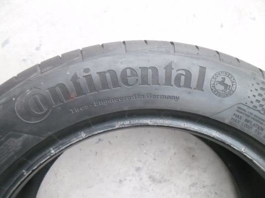 ยาง Continental 225 - 55 - 17 ปี 13 ครบชุด 4 เส้น ยางสวยตุ่มหน้ายางยังอยู่สวยๆไม่มีปะ