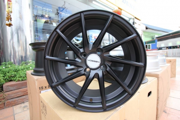 ขายล้อ VOSSEN CVT ขอบ15 หน้า7.5 หลัง8.5 4H100 วงละ 2,750 บาท