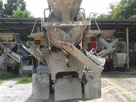 ขายรถโม่ปูน 2.5 คิว ISUZU NRR เครื่อง 6HE1 195 แรงม้า คัสซีสวยตลอดเส้น F หน้า-หลัง พวงมาลัยพาวเวอร์ แอร์หนาว เอกสารใบอินวอยซ์ครับ