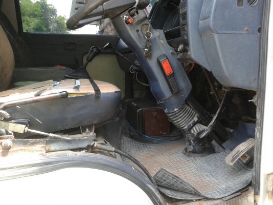 ขายรถโม่ปูน 2.5 คิว ISUZU NRR เครื่อง 6HE1 195 แรงม้า คัสซีสวยตลอดเส้น F หน้า-หลัง พวงมาลัยพาวเวอร์ แอร์หนาว เอกสารใบอินวอยซ์ครับ