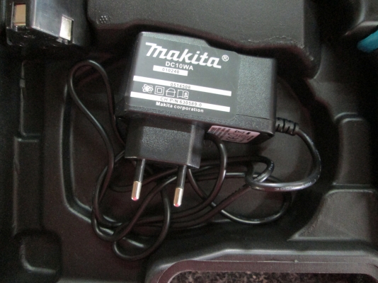 ขายสว่านไร้สาย ของใหม่ สวย ดี ขายสว่านไร้สาย ของใหม่ สวย ดี