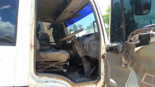 รถฮีโน่ 10 ล้อดั้ม FN3H / 195 แรงม้า.  ปี 38    สนใจติดต่อ  081 - 6079515