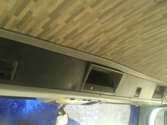 รถฮีโน่ 10 ล้อดั้ม FN3H / 195 แรงม้า.  ปี 38    สนใจติดต่อ  081 - 6079515