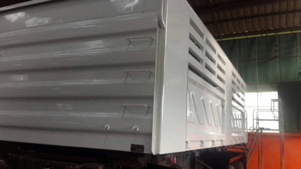 ขายหางพ่วง  สามมิต  3  เพลา. แท้.  ปี 53.     สนใจติดต่อ  081 - 6079515