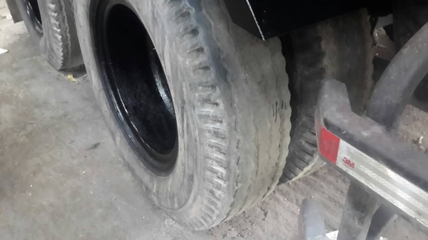 ขายหางพ่วง  สามมิต  3  เพลา. แท้.  ปี 53.     สนใจติดต่อ  081 - 6079515