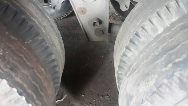 ขายหางพ่วง  สามมิต  3  เพลา. แท้.  ปี 53.     สนใจติดต่อ  081 - 6079515