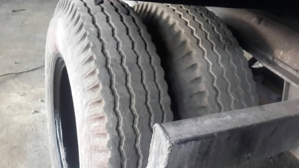 ขายหางพ่วง  สามมิต  3  เพลา. แท้.  ปี 53.     สนใจติดต่อ  081 - 6079515