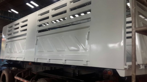 ขายหางพ่วง  สามมิต  3  เพลา. แท้.  ปี 53.     สนใจติดต่อ  081 - 6079515