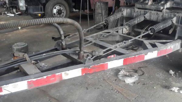 ขายหางพ่วง  สามมิต  3  เพลา. แท้.  ปี 53.     สนใจติดต่อ  081 - 6079515