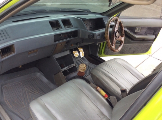 ขายรถมิตซูแชมป์ ปี90 เครื่อง 1.3 เกียร์ธรรมดา ภายในเบาะหนัง แอร์เย็น กระจกไฟฟ้าคู่หน้า ปรับข้างไฟฟ้า ชุดแต่งรอบคันสียังเงาหลังคาสีปูดนิดหน่อย แม็ก15" เครื่องวิ่งดี ช่วงล่างดี รถขับกลับได้เลยครับ ขายรถมิตซูแชมป์ ปี90 เครื่อง 1.3 เกียร์ธรรมดา ภายในเบาะหนัง แอร์เย็น กระจกไฟฟ้าคู่หน้า ปรับข้างไฟฟ้า ชุดแต่งรอบคันสียังเงาหลังคาสีปูดนิดหน่อย แม็ก15" เครื่องวิ่งดี ช่วงล่างดี รถขับกลับได้เลยครับ