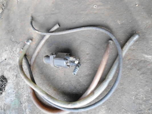 ขายเฮี๊ยบ 3 ตัน  อุปกรณ์มีครบ ด่วนๆ