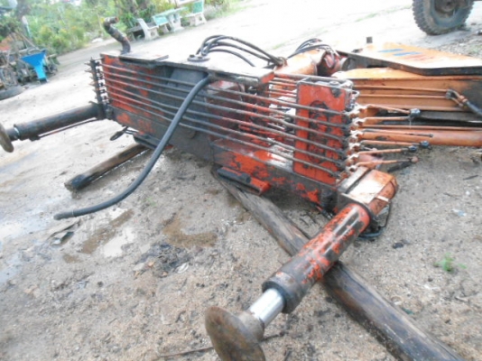 ขายเฮี๊ยบ 3 ตัน  อุปกรณ์มีครบ ด่วนๆ