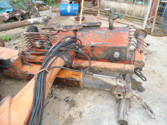 ขายเฮี๊ยบ 3 ตัน  อุปกรณ์มีครบ ด่วนๆ