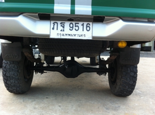 สตราด้า แกรนดิส 2001 4*4 ยกสูง สตราด้า แกรนดิส 2001 4*4 ยกสูง