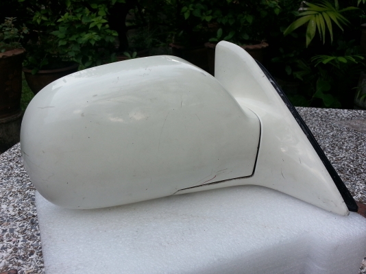 กระจกมองข้างปรับไฟฟ้าข้างขวา โตโยต้าโคโรน่า รุ่น 7 สาย ดัดแปลงใส่ได้หลายรุ่น กระจกมองข้างปรับไฟฟ้าข้างขวา โตโยต้าโคโรน่า รุ่น 7 สาย ดัดแปลงใส่ได้หลายรุ่น