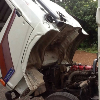 ขาย 6 ล้อ HINO KM540 กระบะยาว 5 เมตร เครื่อง DQ100 110 แรงม้า คัสซีสวยตลอดเส้น ทะเบียนพร้อมโอน