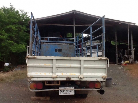 ขาย 6 ล้อ HINO KM540 กระบะยาว 5 เมตร เครื่อง DQ100 110 แรงม้า คัสซีสวยตลอดเส้น ทะเบียนพร้อมโอน