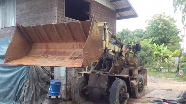 KOMATSU SD25ขายถูก