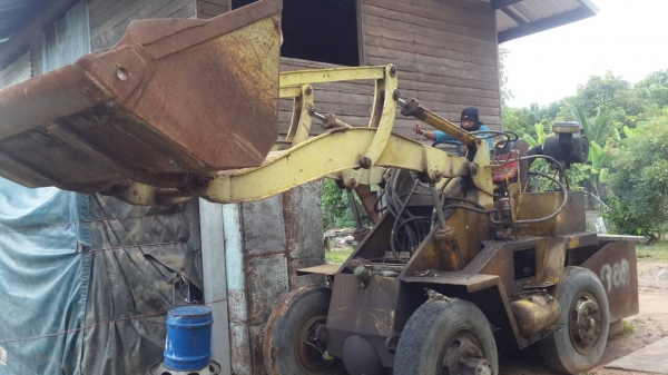 KOMATSU SD25ขายถูก