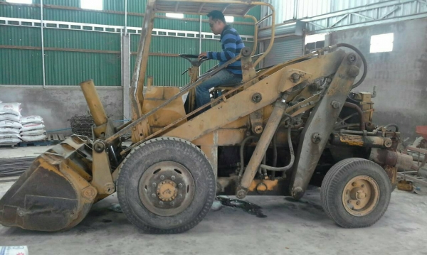 KOMATSU SD25ขายถูก