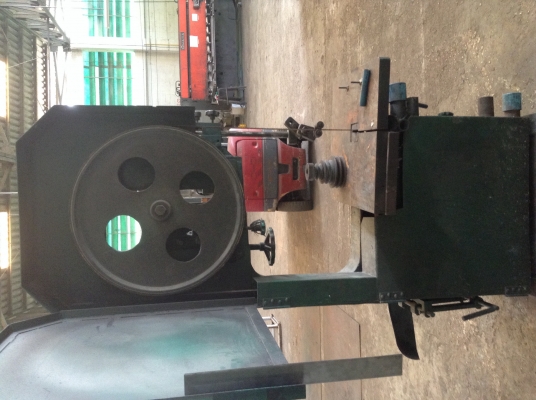 ขายเลื่อยสายพานผ่าไม้ เปี่ยมเชาว์ มูเลย์ 24" ขายเลื่อยสายพานผ่าไม้ เปี่ยมเชาว์ มูเลย์ 24"