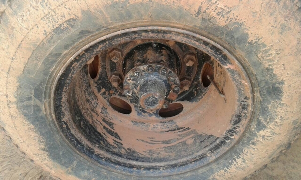 ขาย 6 ล้อดั้ม ยาง 900 HINO KR320 วางเครื่อง 6BG1 175 แรงม้า เฟืองท้ายจัมโบ้ เบรคทิฟฟี่ พวงมาลัยพาวเวอร์ ทะเบียนพร้อมโอน