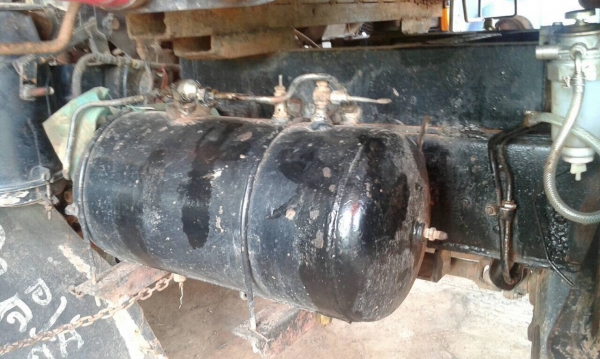 ขาย 6 ล้อดั้ม ยาง 900 HINO KR320 วางเครื่อง 6BG1 175 แรงม้า เฟืองท้ายจัมโบ้ เบรคทิฟฟี่ พวงมาลัยพาวเวอร์ ทะเบียนพร้อมโอน