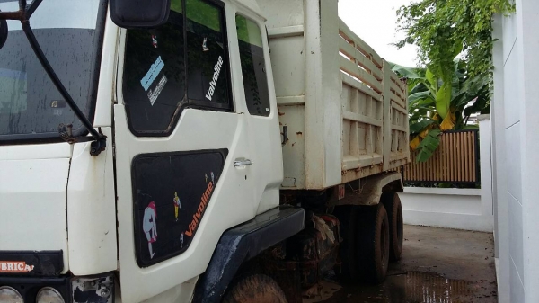 สิบล้อ ไอ้หลง FN527 TD-243××6D16 -195 2เพา สภาพพร้อมใช้งาน ทะเบียนพร้อมโอน สิบล้อ ไอ้หลง FN527 TD-243××6D16 -195 2เพา สภาพพร้อมใช้งาน ทะเบียนพร้อมโอน