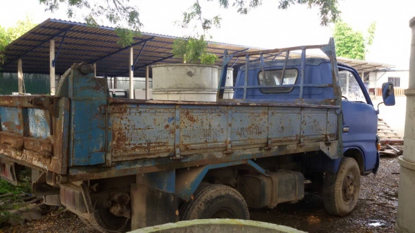 Isuzu ดั้ม 6 ล้อ ช่วงสั้น Isuzu ดั้ม 6 ล้อ ช่วงสั้น