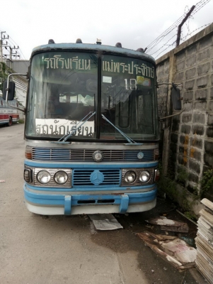 Bus เล็กกะทัดรัด 125,000ครับ Bus เล็กกะทัดรัด 125,000ครับ