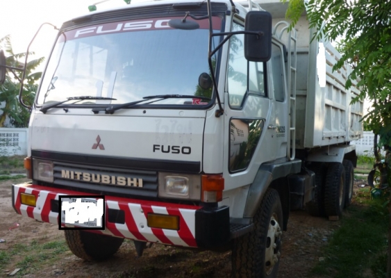 ต้องการขายด่วนรถสิบล้อ Mitsubishi สภาพดีพร้อมใช้งาน
