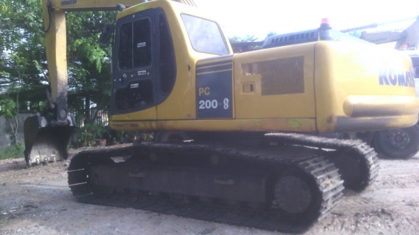 แม็กโครมือสอง,Komatsu PC200-6 x 2 มีสองคัน