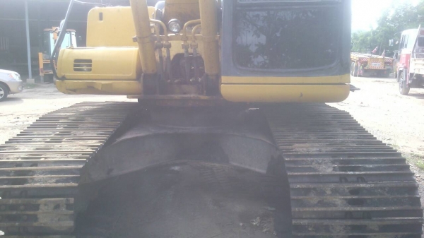 แม็กโครมือสอง,Komatsu PC200-6 x 2 มีสองคัน