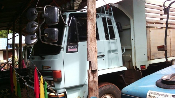 **810,000 บ.ต่อรอง/// 10ล้อ ISUZU ROCKY นางฟ้า 195 2เพลาดั้มเนียม **ขาย นางฟ้า ROCKY-195 10ล้อ2เพลาดั้มเนียม สภาพพร้อมใช้งาน ISUZU ROCKY FVZ32MZP R 6HE1-195HP เกียร์ZF นางฟ้าแท้ 195 เครื่องเดิม เกียร์เดิม เครื่องดี พอได้ครับ มีอ่อนอยู่ นิดๆครับ แรงดีอยุ่ค **810,000 บ.ต่อรอง/// 10ล้อ ISUZU ROCKY นางฟ้า 195 2เพลาดั้มเนียม **ขาย นางฟ้า ROCKY-195 10ล้อ2เพลาดั้มเนียม สภาพพร้อมใช้งาน ISUZU ROCKY FVZ32MZP R 6HE1-195HP เกียร์ZF นางฟ้าแท้ 195 เครื่องเดิม เกียร์เดิม เครื่องดี พอได้ครับ มีอ่อนอยู่ นิดๆครับ แรงดีอยุ่ค