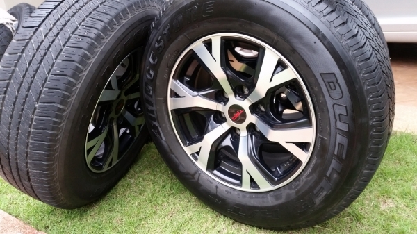 ล้อ vigo trd ขอบ 17 ล้อ vigo trd ขอบ 17