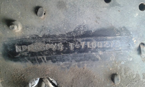 Isuzu npr 120 ฝาขาว  ขายด่วน 320,000 บาทคะ