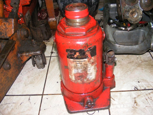 แม่แรงไฮดรอลิก 30 ตัน