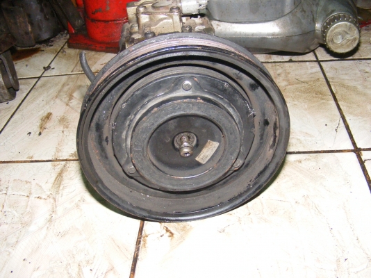 คอมแอร์สำหรับเครื่อง toyota 4E FE