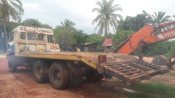 เทนเลอร์ สิบลอ นิสัน UD CD1OK 185 แรง 2เพา สโลส ทิฟฟี พาเวอร์ ท้ายลากแม็กโค PC 200 สภาพดีพร้อมใช้ ทะเบียนไม่ขาด พร้อมโอน