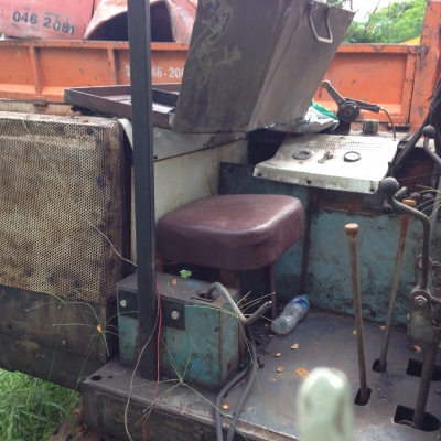 ขาย komatsu pc -20  ราคา 85000