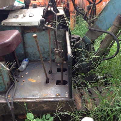 ขาย komatsu pc -20  ราคา 85000