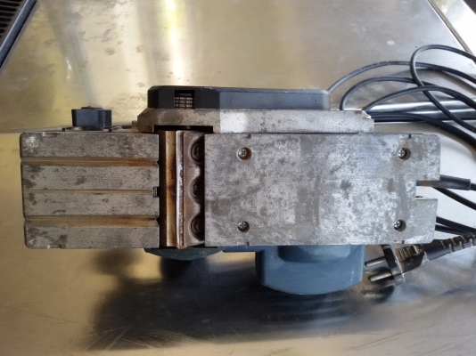 กบใสไม้ ไฟฟ้า