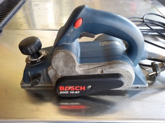 กบใสไม้ ไฟฟ้า