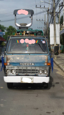 ขายรถบรรทุก 6 ล้อเทรลเลอร์ TOYOTA 85 แรงม้า ราคา 160000